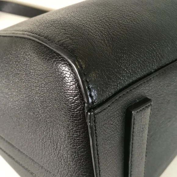 Givenchy Antigona Medium 10/10 - Picture 10 of 15